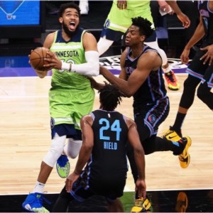 福克斯关键抢断助球队取胜,国王险胜勇士延续季后赛希望