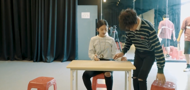 多特蒙德客场逆转取胜,缩小与领头羊差距    多特蒙德客场逆转取胜,缩小与领头羊差距