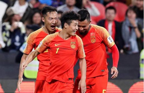 美因茨主场气势如虹,完胜对手巩固中游位置  美因茨主场气势如虹,完胜对手巩固中游位置